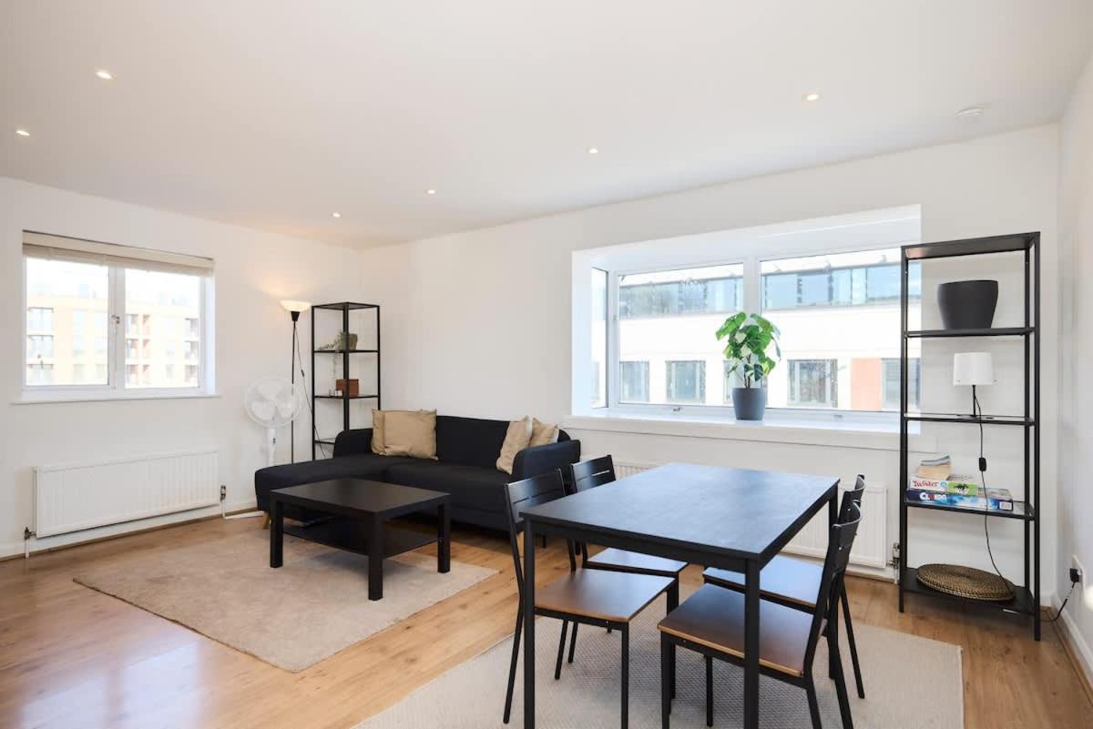 The West Hampstead Base - Central 2BDR Apartment