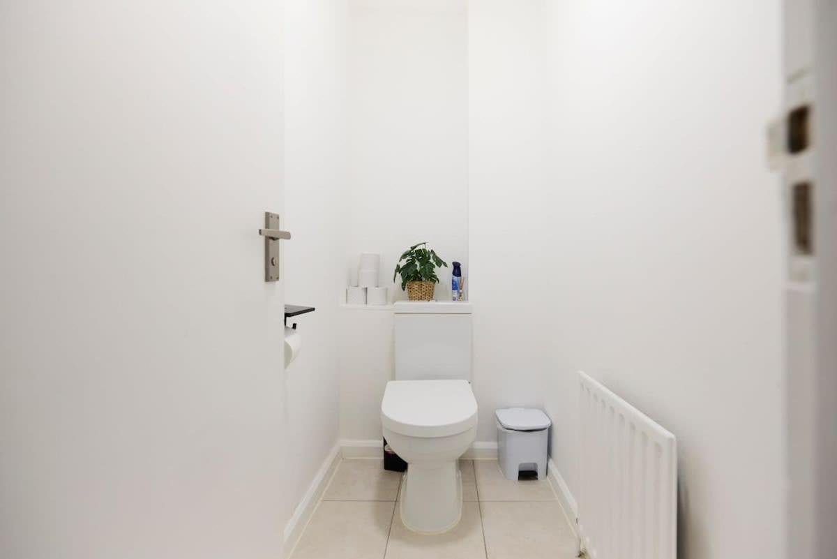 The West Hampstead Base - Central 2BDR Apartment