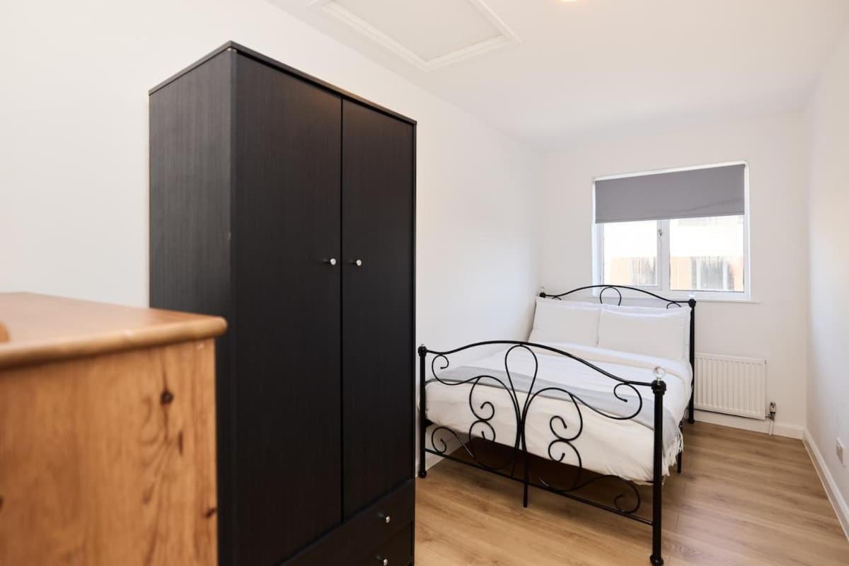 The West Hampstead Base - Central 2BDR Apartment