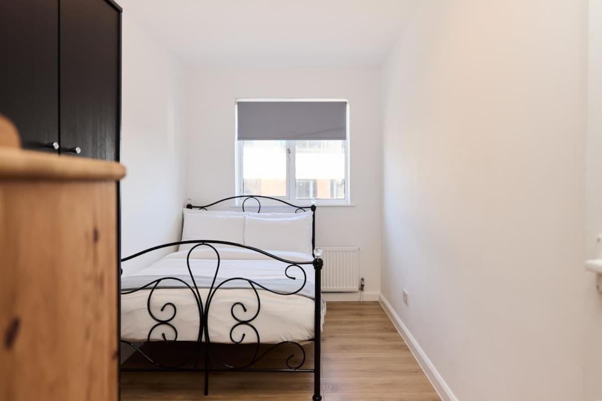 The West Hampstead Base - Central 2BDR Apartment