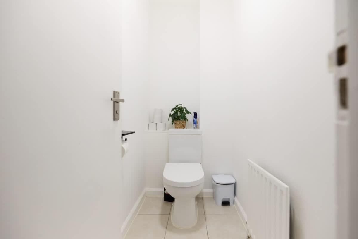 The West Hampstead Base - Central 2BDR Apartment