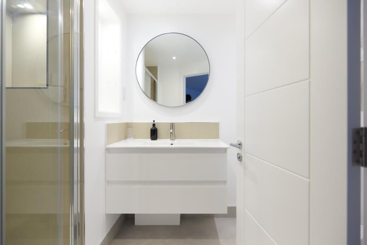The Melbray Gem - 2BDR Apartment with Courtyard