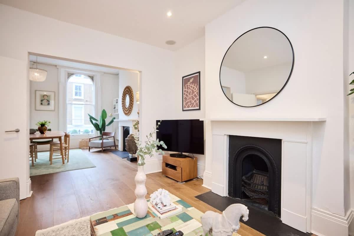 The Chelsea Classic - Splendid 3BDR House with Terrace
