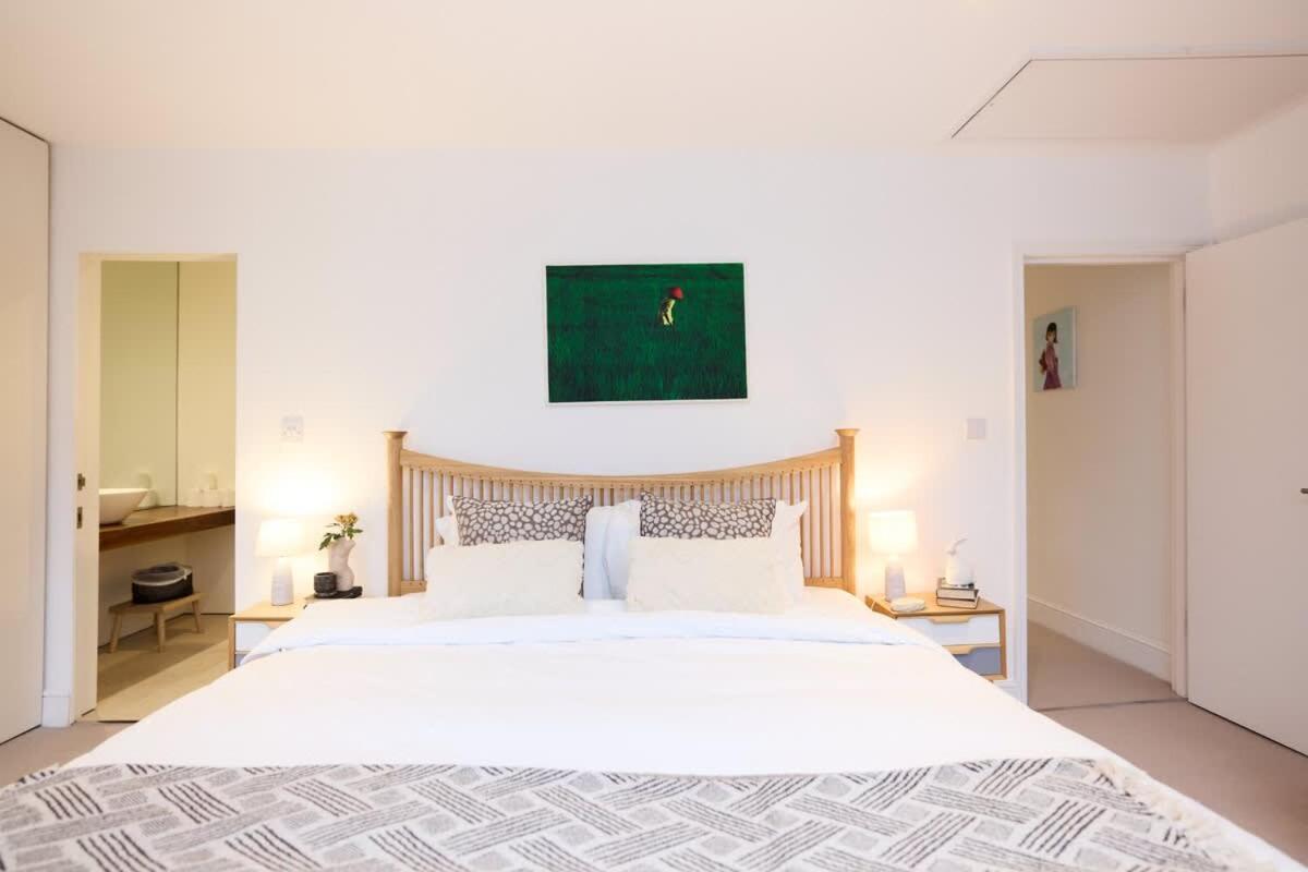 The Chelsea Classic - Splendid 3BDR House with Terrace
