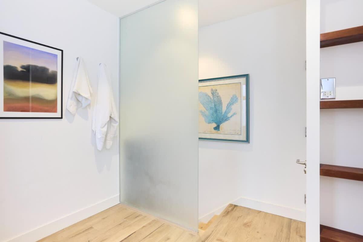 The Rosebery Retreat - Inviting 4BDR with Garden