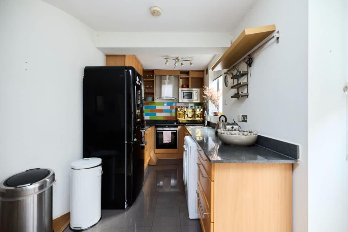 The Shoreditch Retreat - Inviting 2BDR Apartment