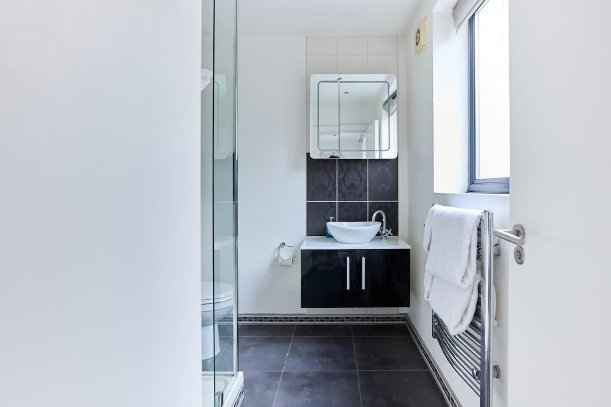 The Shoreditch Retreat - Inviting 2BDR Apartment