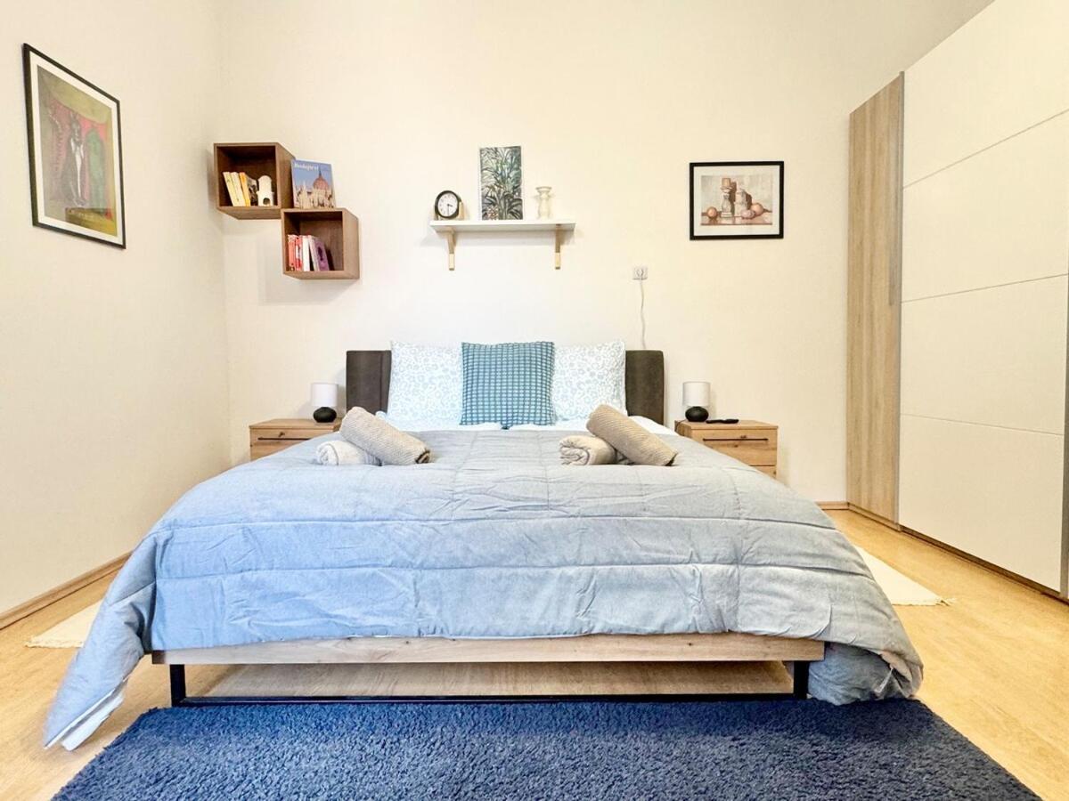 R27 Central Cozy