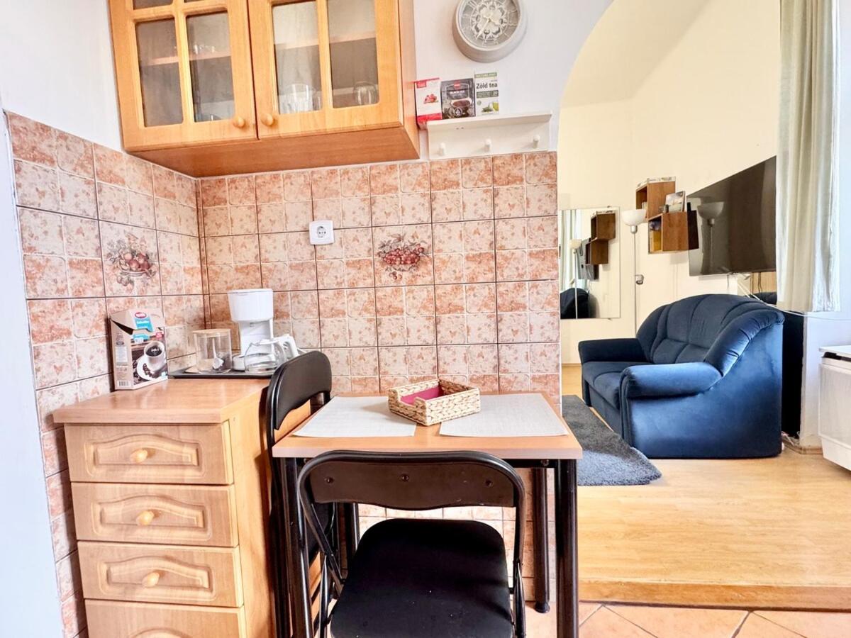 R27 Central Cozy