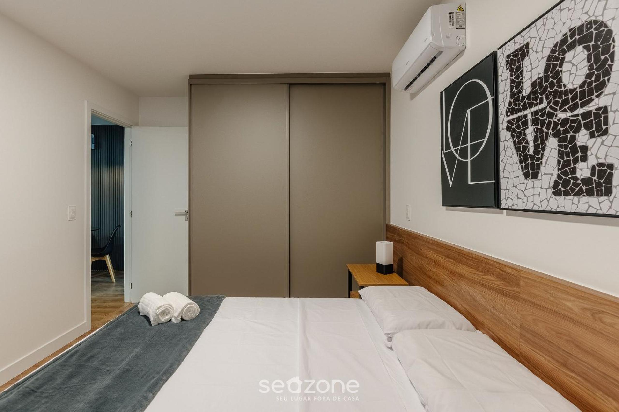 Building with New Apartments 300m from the Beach - EEP
