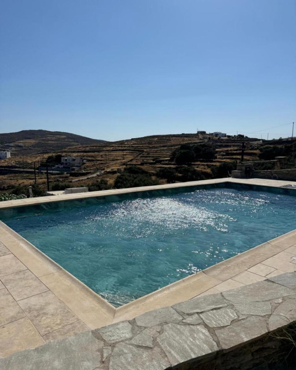 Dinora Villa