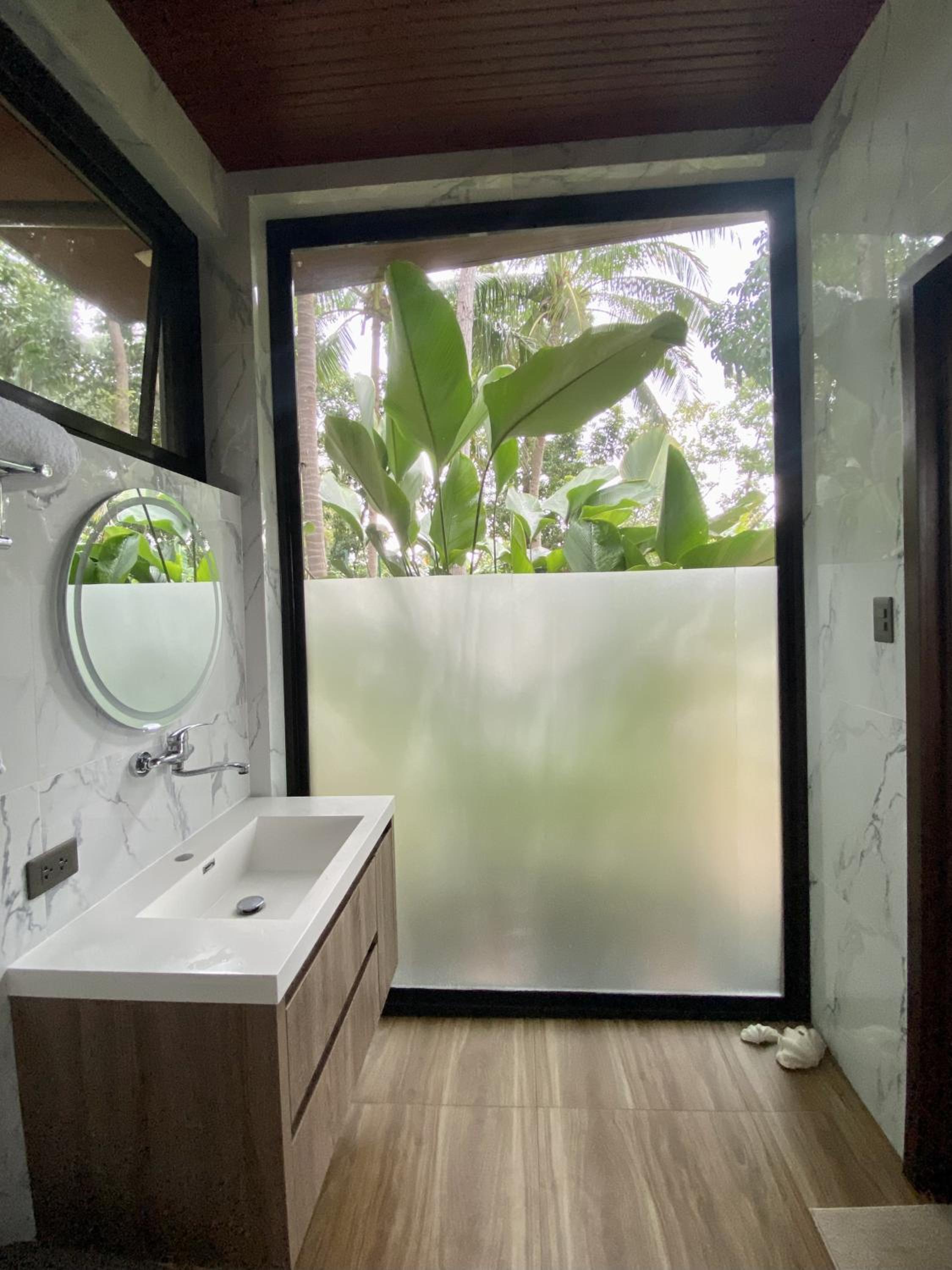 Jako Doma Beachfront Cabana
