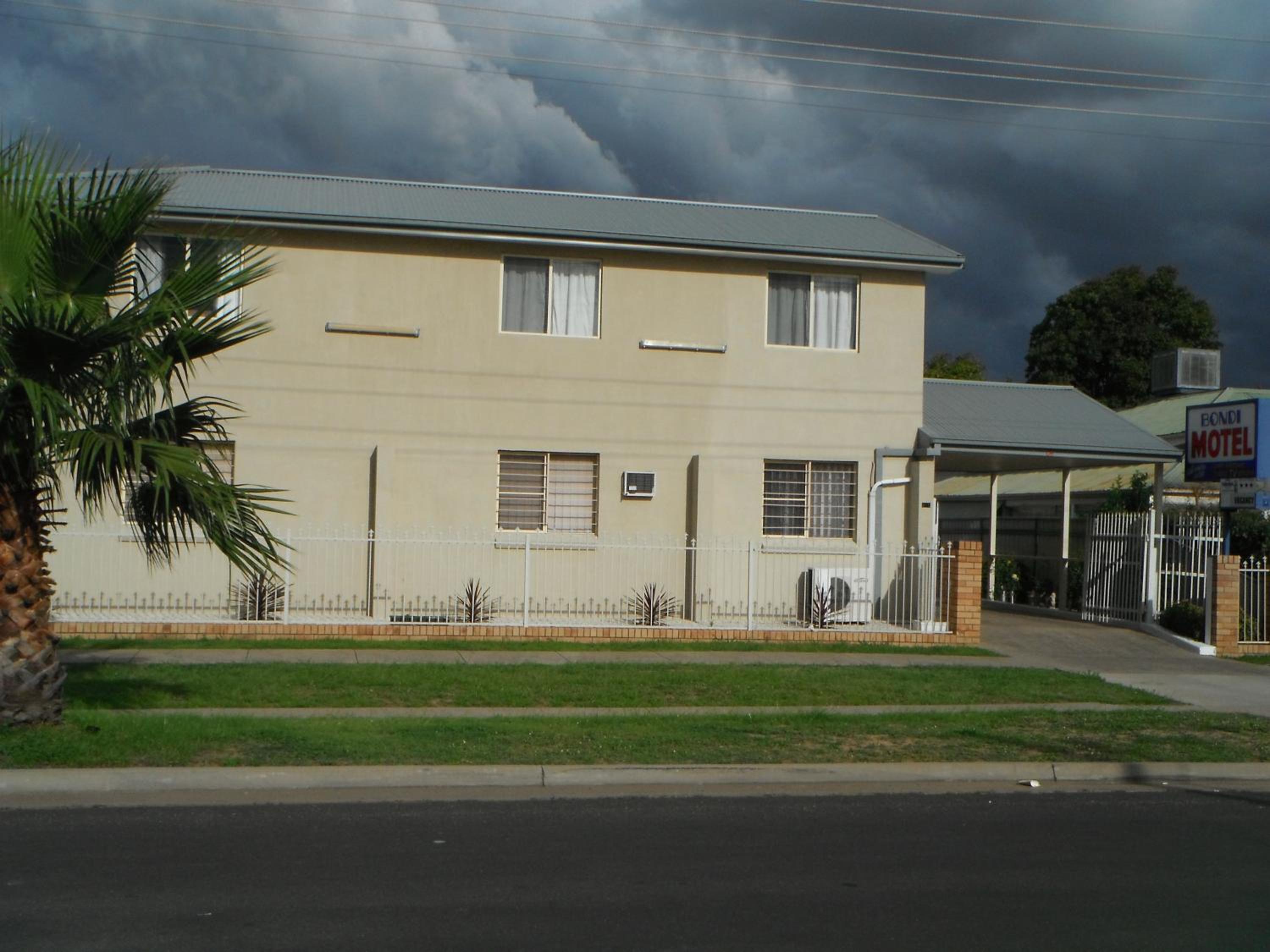 Bondi Motel