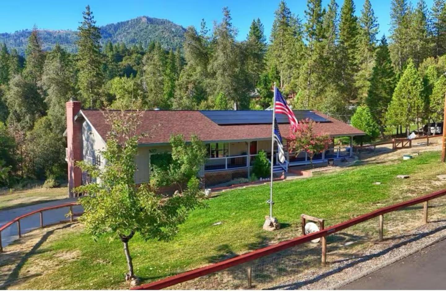 Mariposa home, Yosemite retreat, deer watching, family friendly