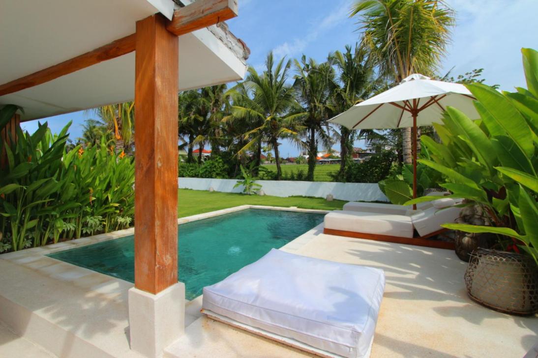Love Is Simple Bali
