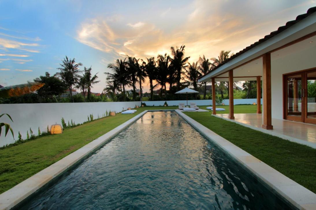 Love Is Simple Bali