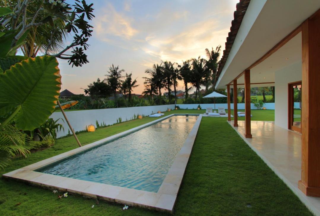 Love Is Simple Bali