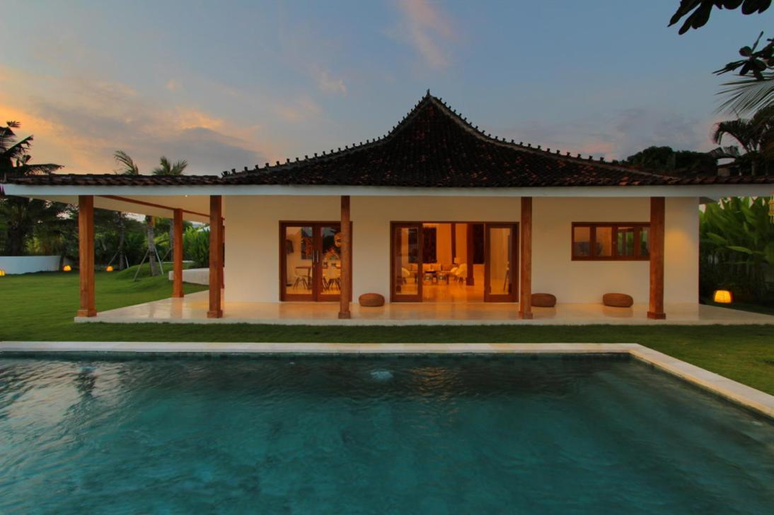 Love Is Simple Bali
