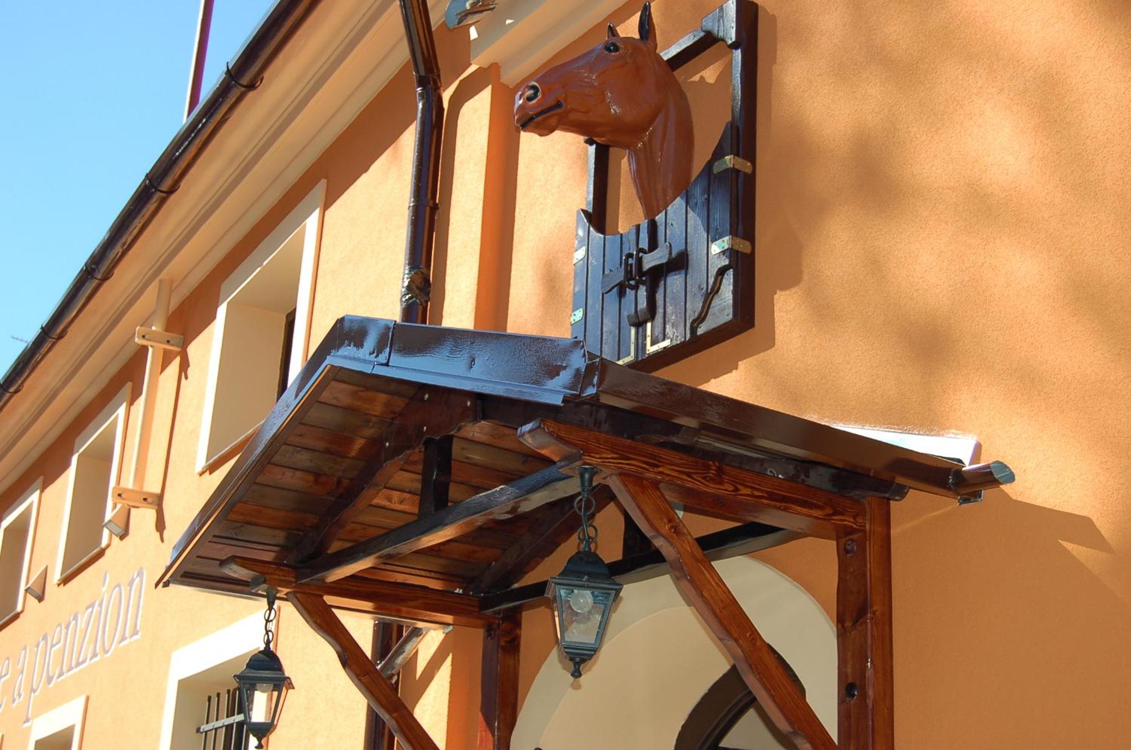 Penzion a Restaurace Na Jízdárně