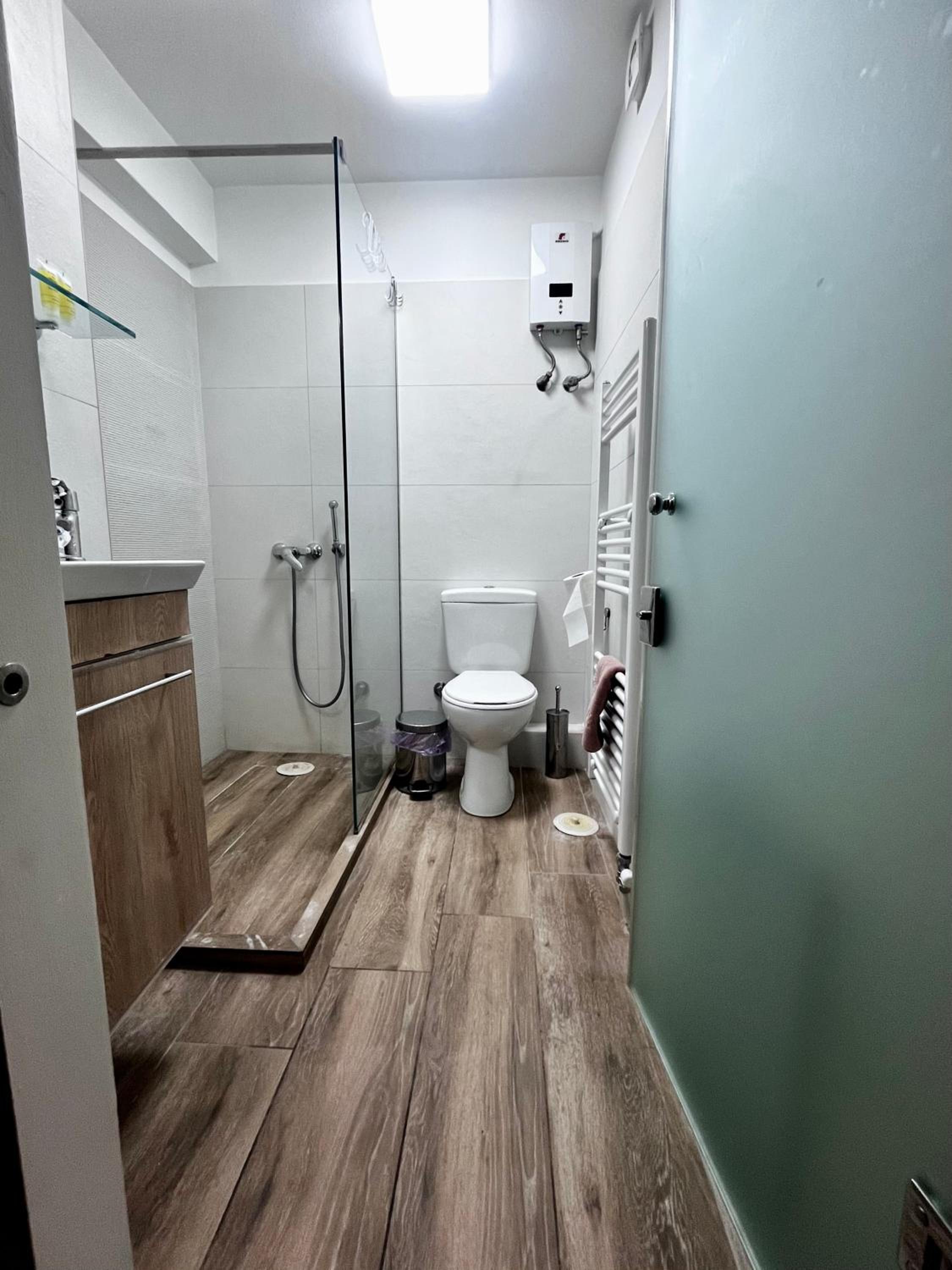 Central Cozy Studio, Ath