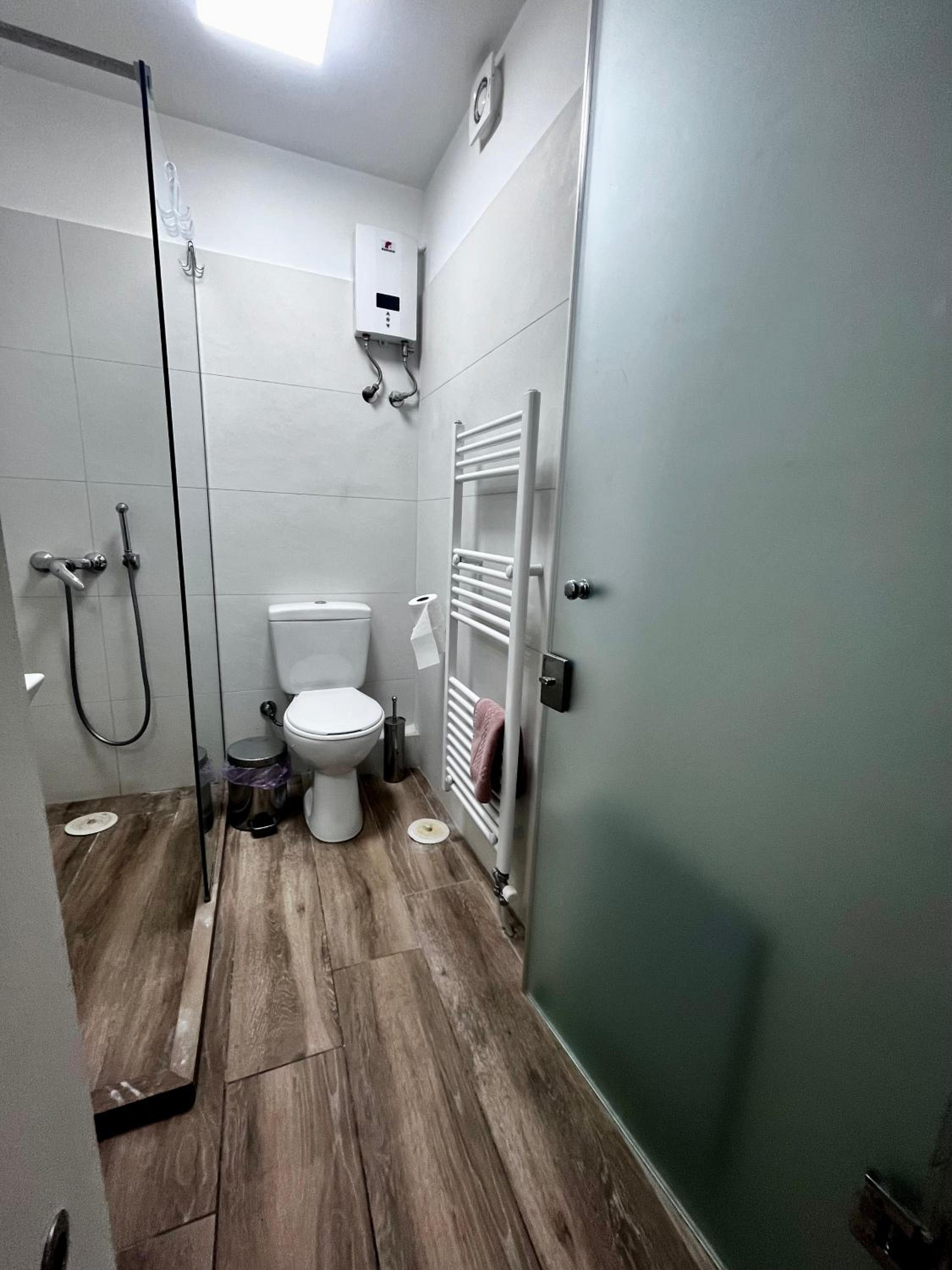 Central Cozy Studio, Ath