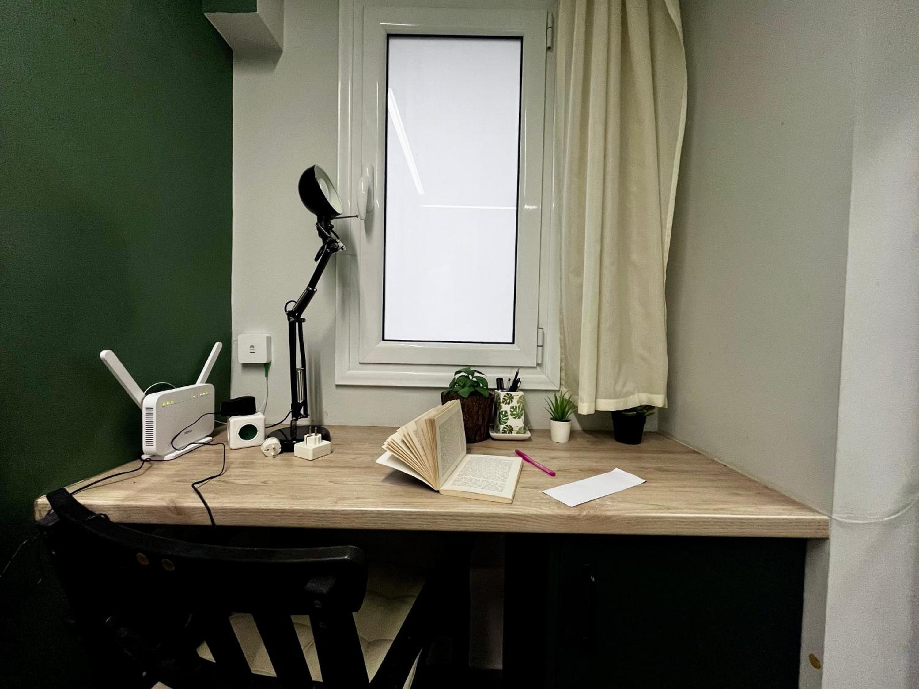 Central Cozy Studio, Ath