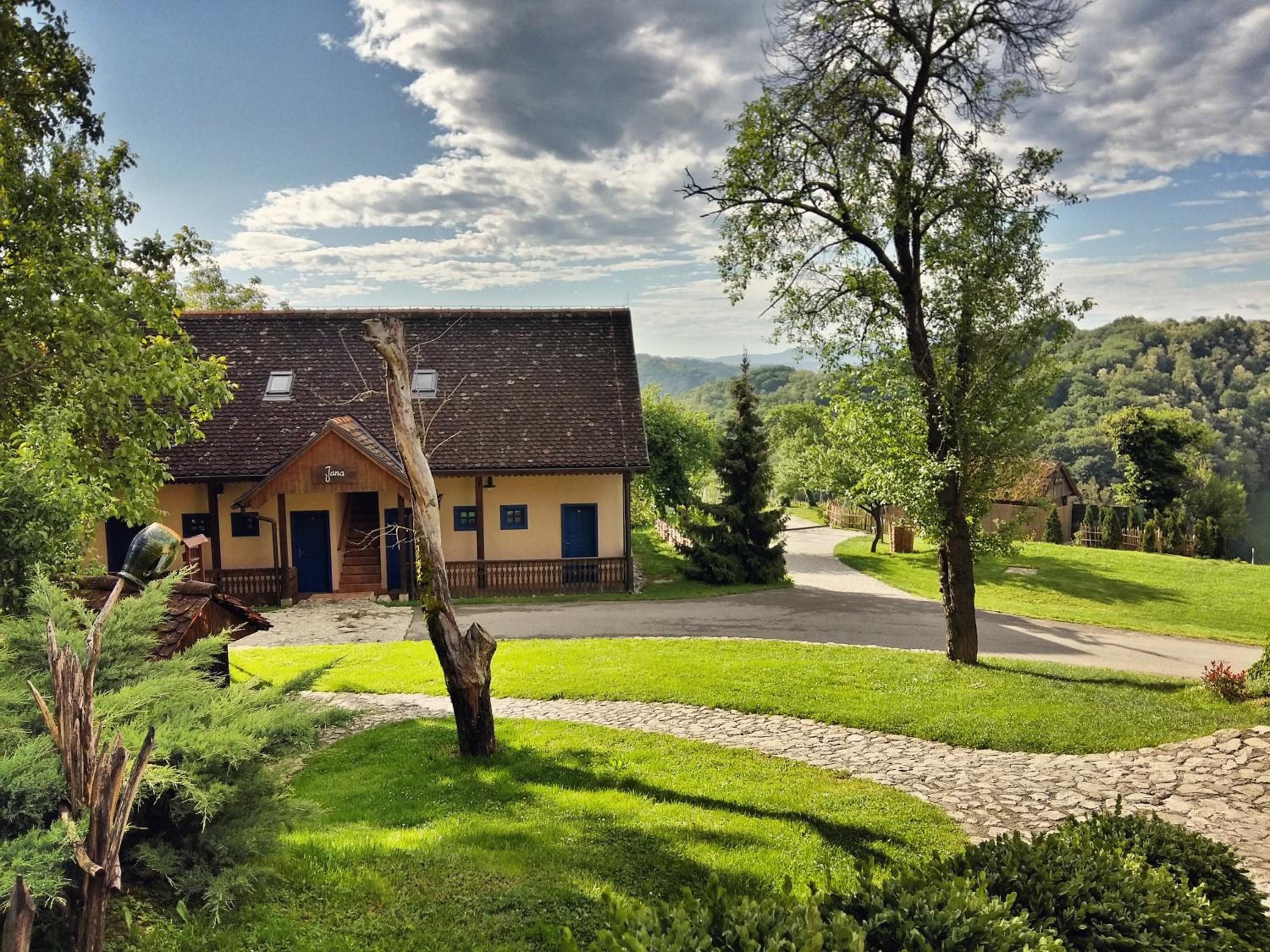 Winery, Restaurant & Pension Vuglec Breg