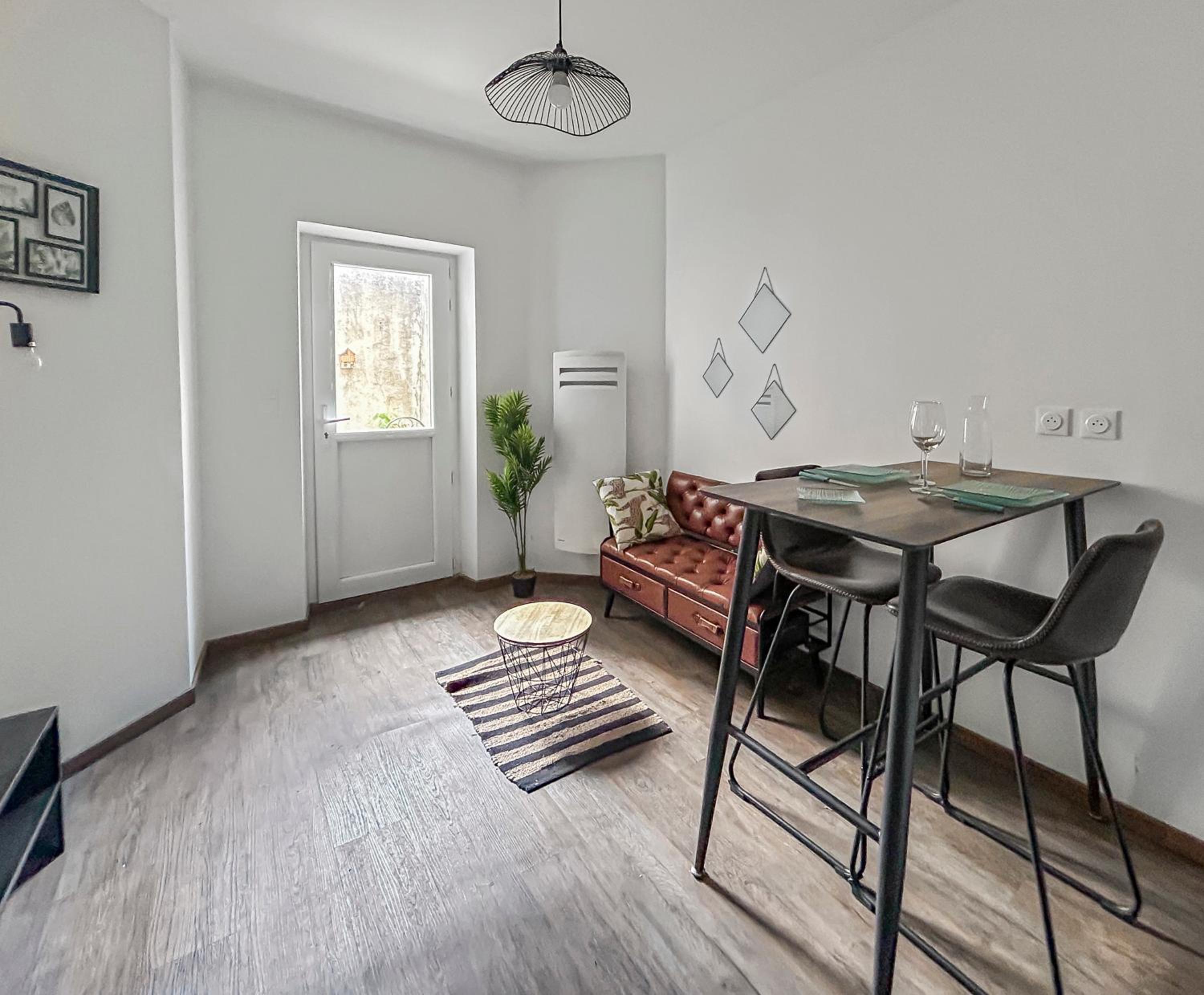 T2 cosy avec terrasse privée à Montluçon