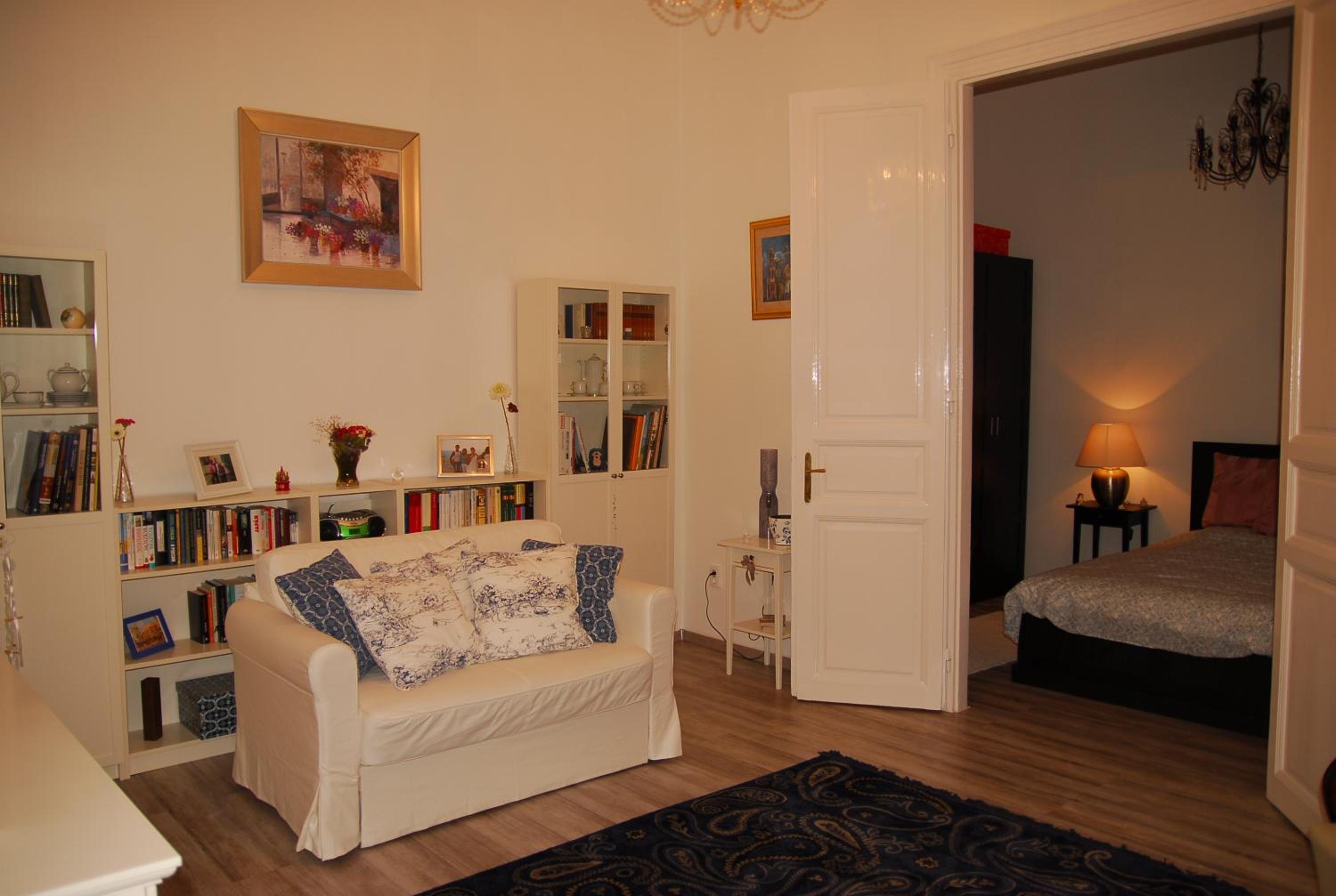 Balázs Apartment - Oktogon view 4