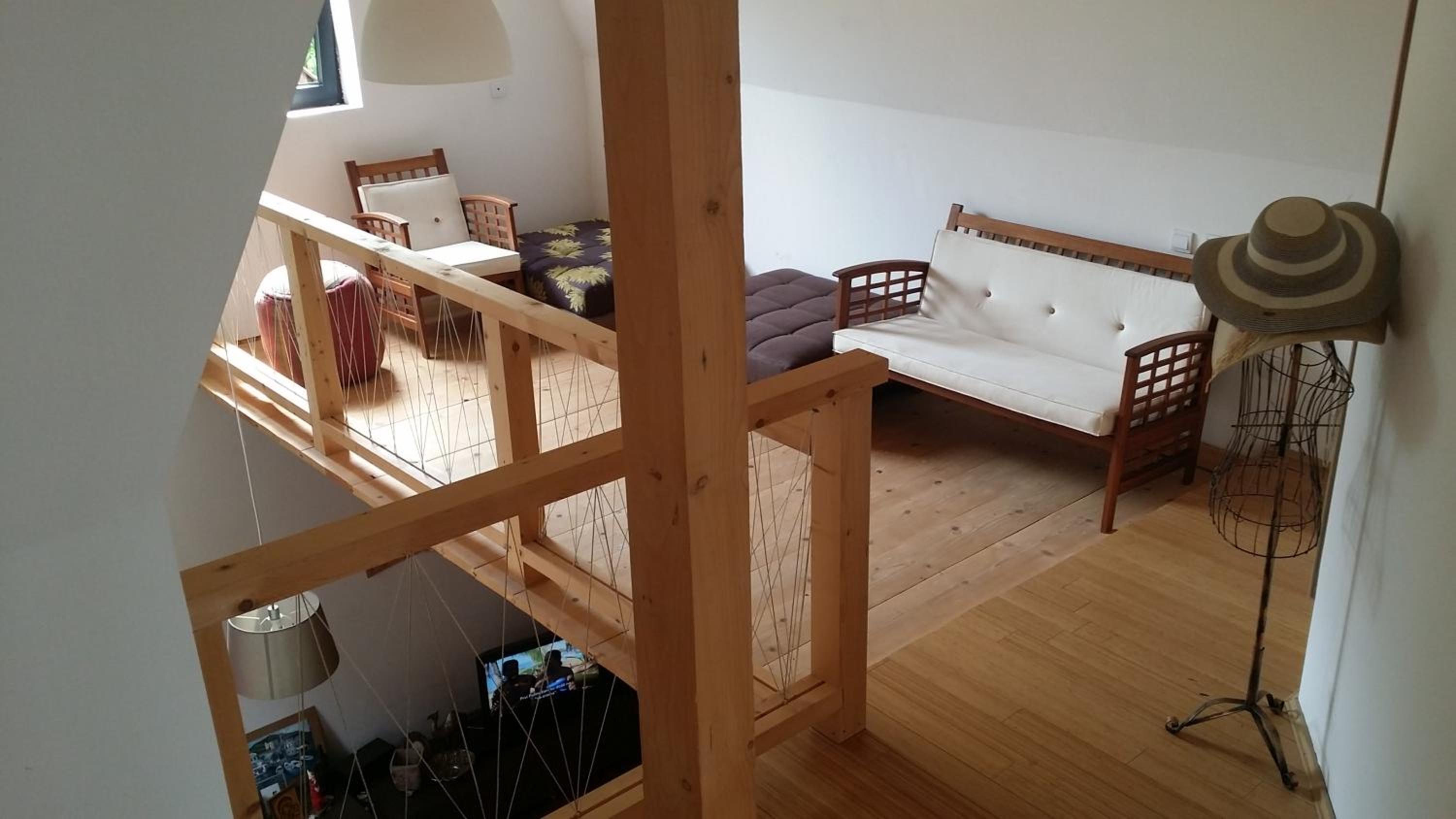 Photo 51