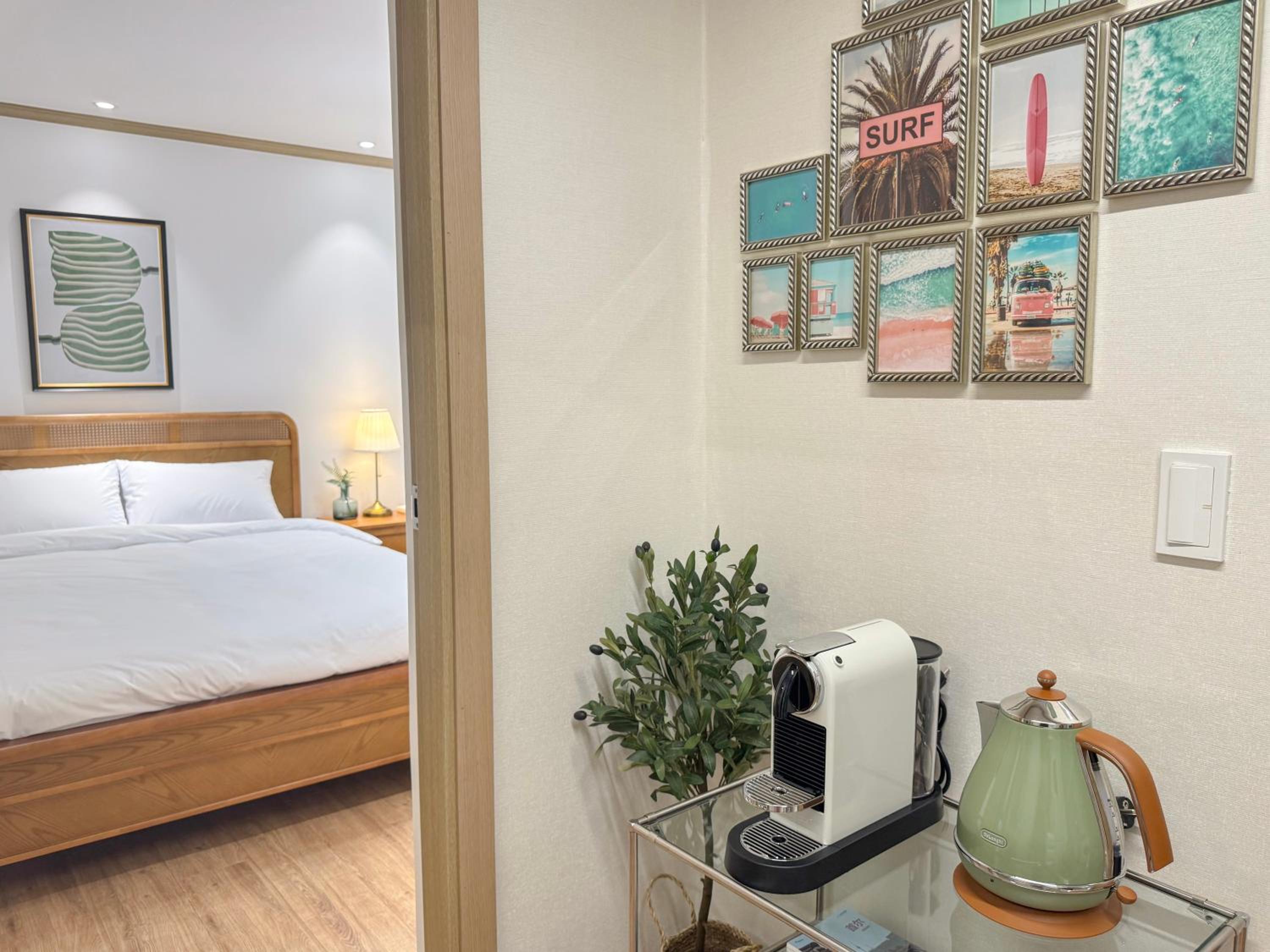 Konkuk University Station 2 Minute Walk Soft Rest in the City Near Seongsu