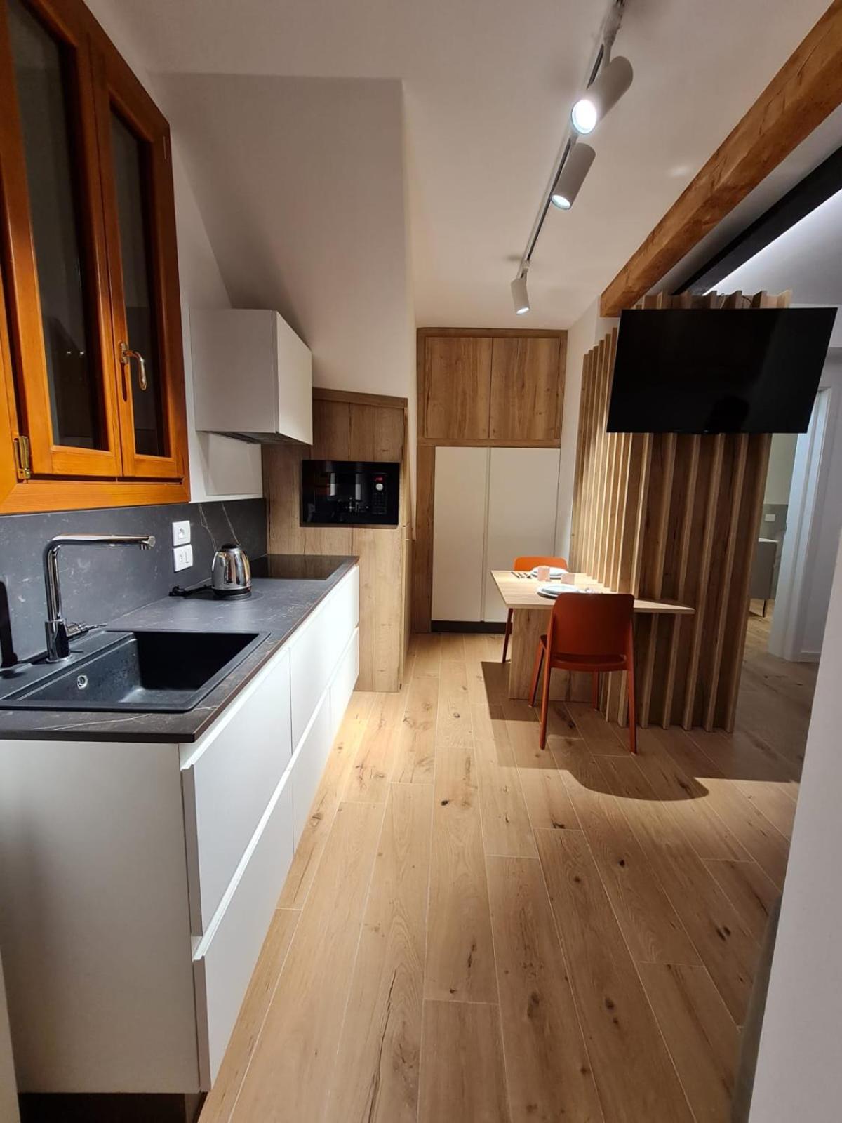 Levante House