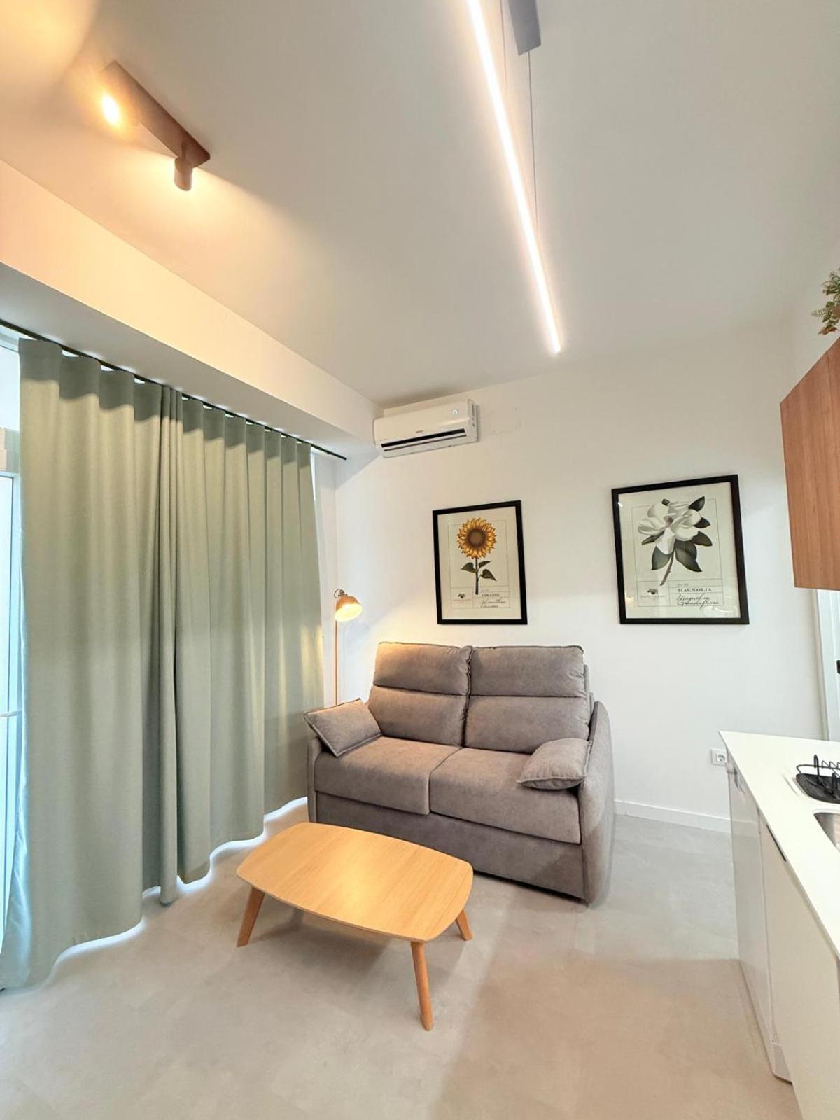 Travel Habitat Oceanografic Suites