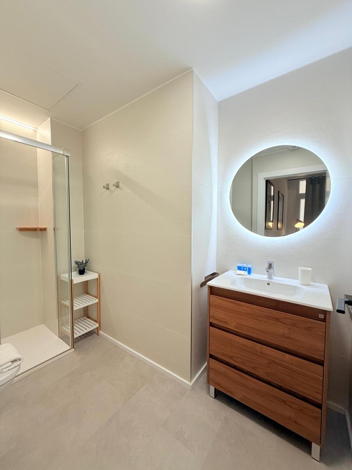 Travel Habitat Oceanografic Suites