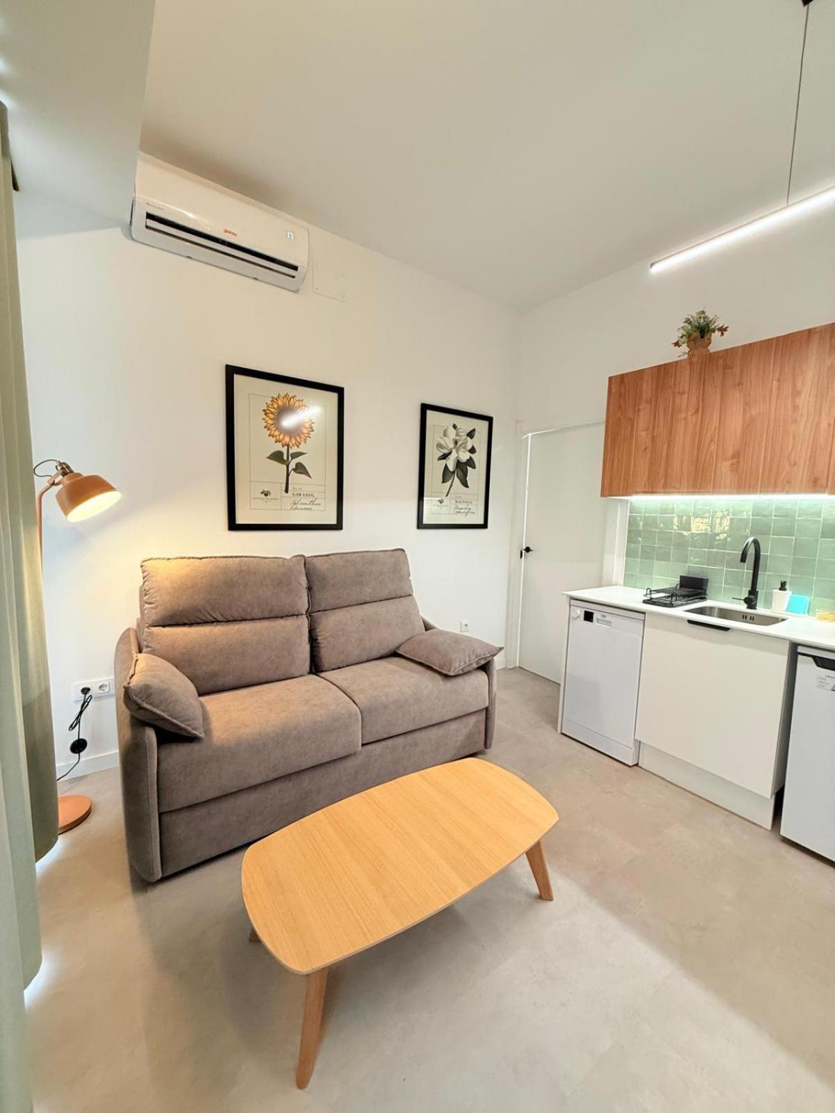 Travel Habitat Oceanografic Suites