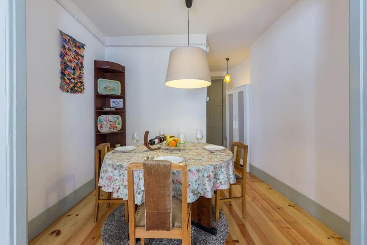 Charming Apartment by Hosty