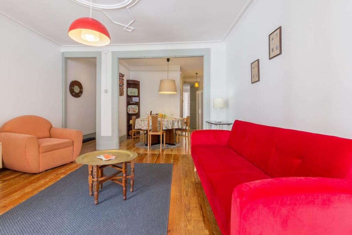 Charming Apartment by Hosty