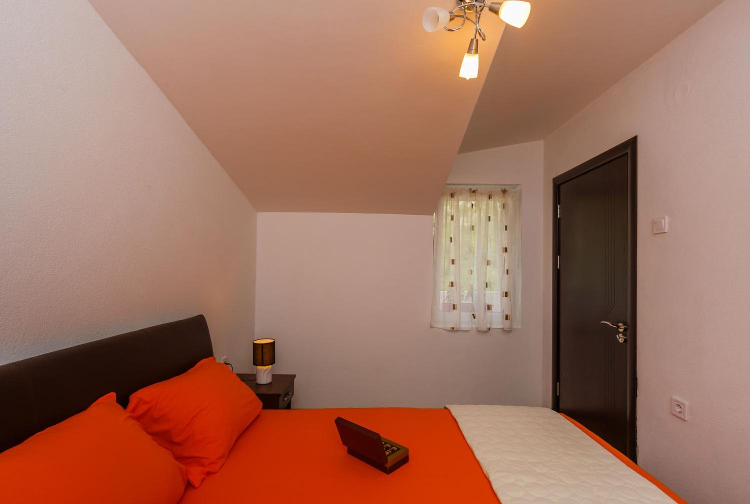 Paradise Bay Apartments