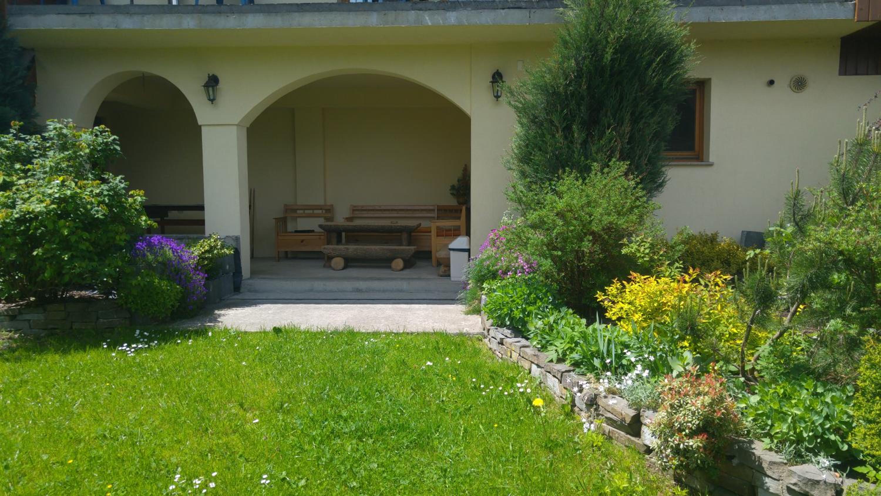 Photo 11
