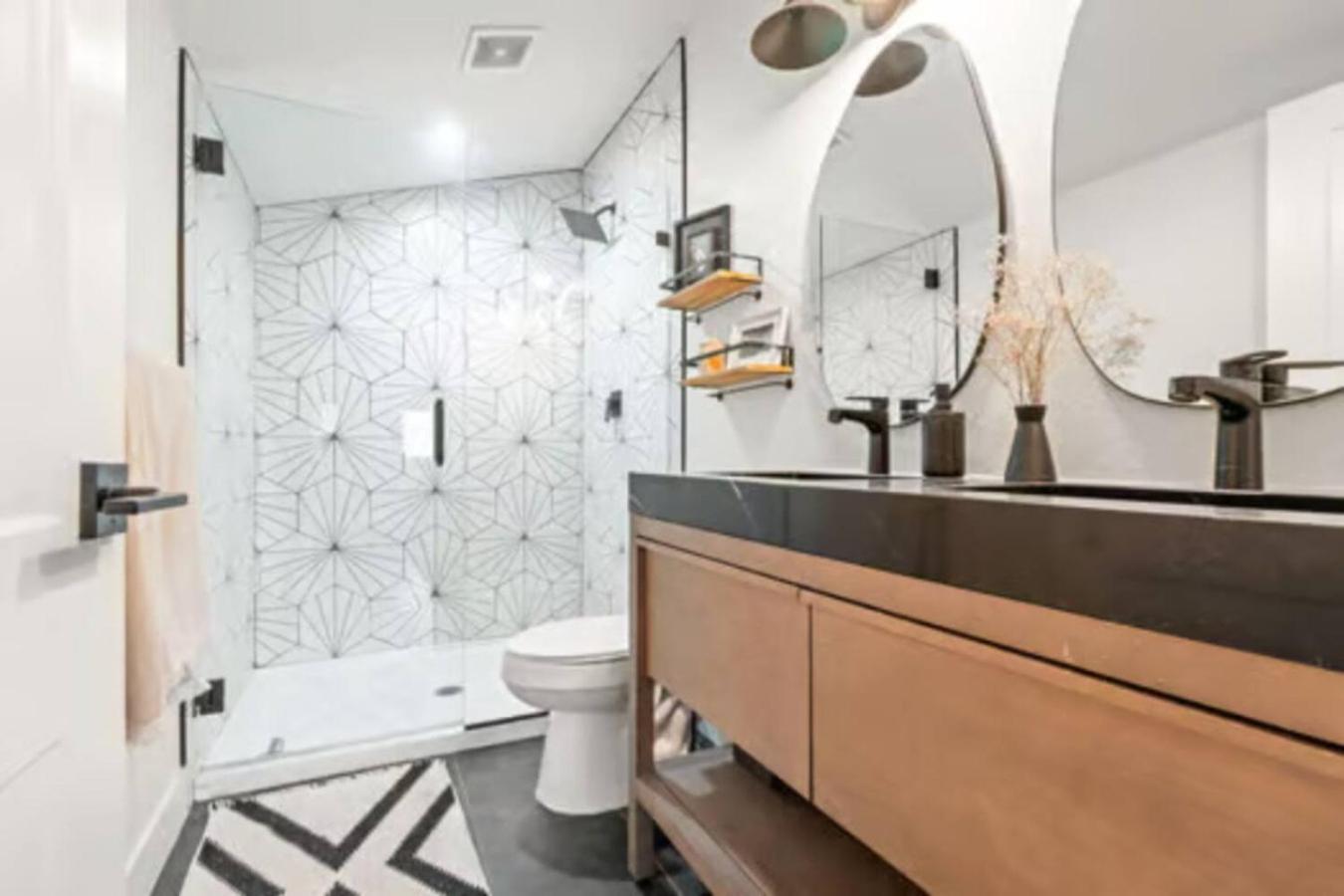 West Denver Radiance Light and Bright 3BR retreat