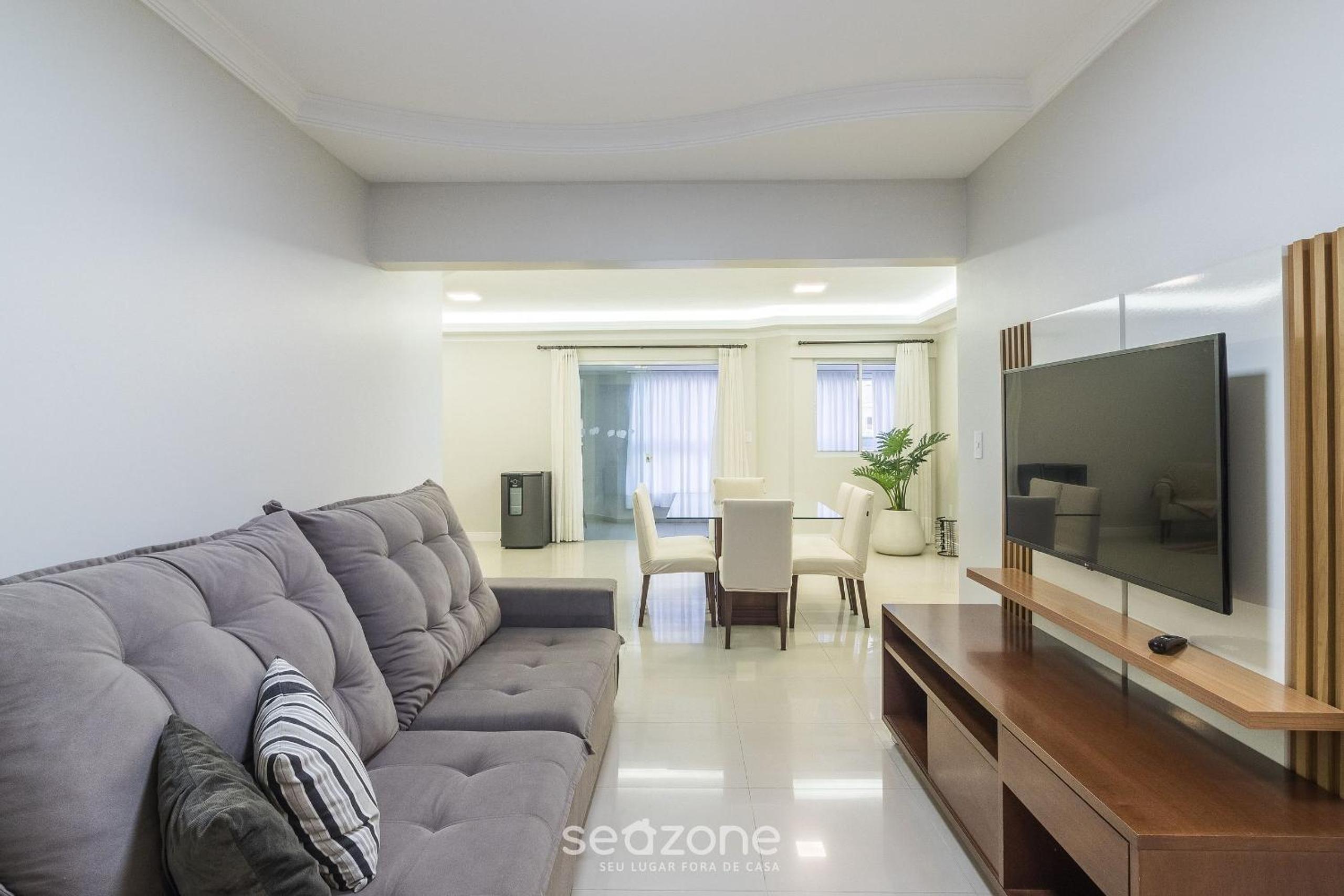 3 Bedroom Apartment 130m from the Beach MMP0137
