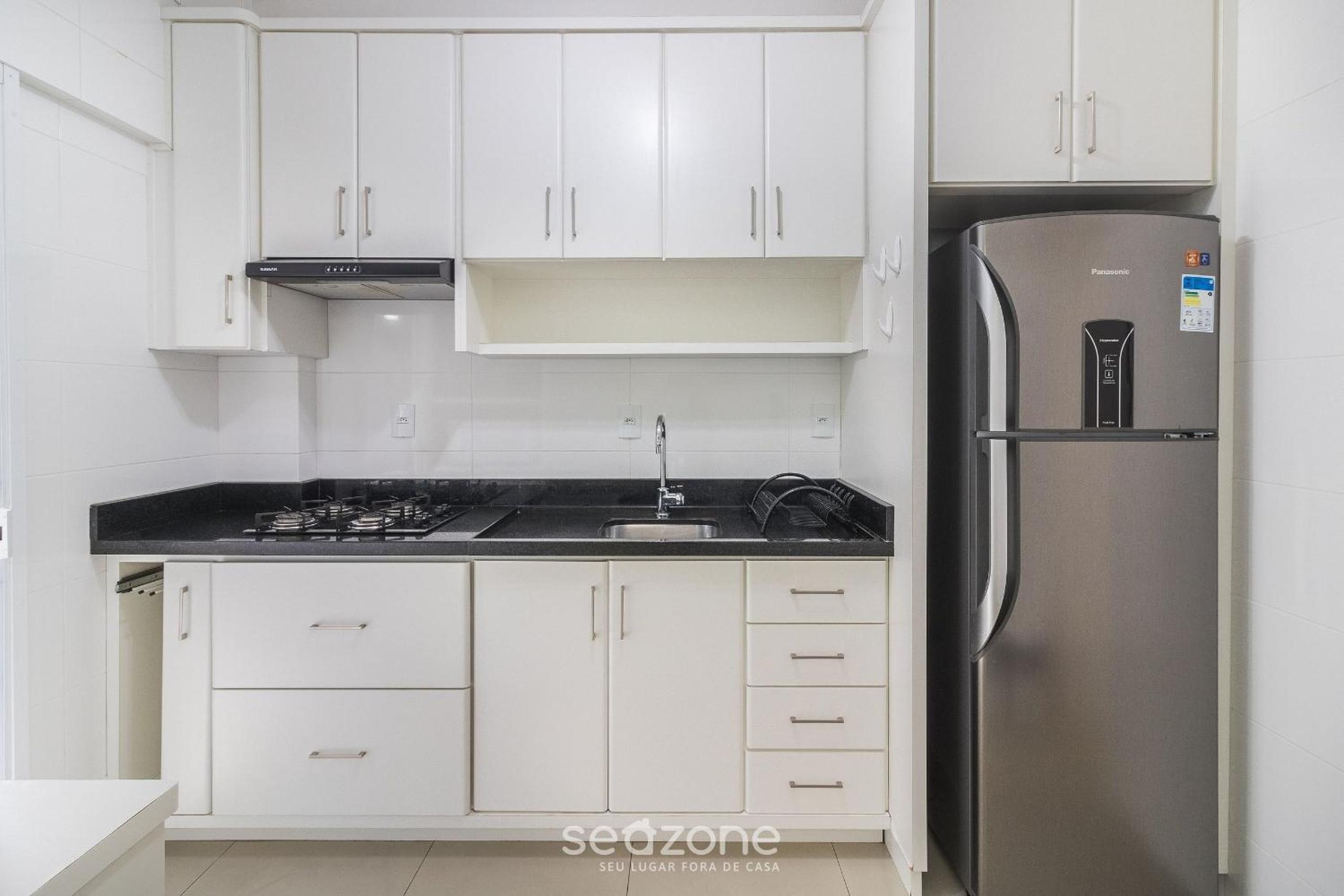 3 Bedroom Apartment 130m from the Beach MMP0137