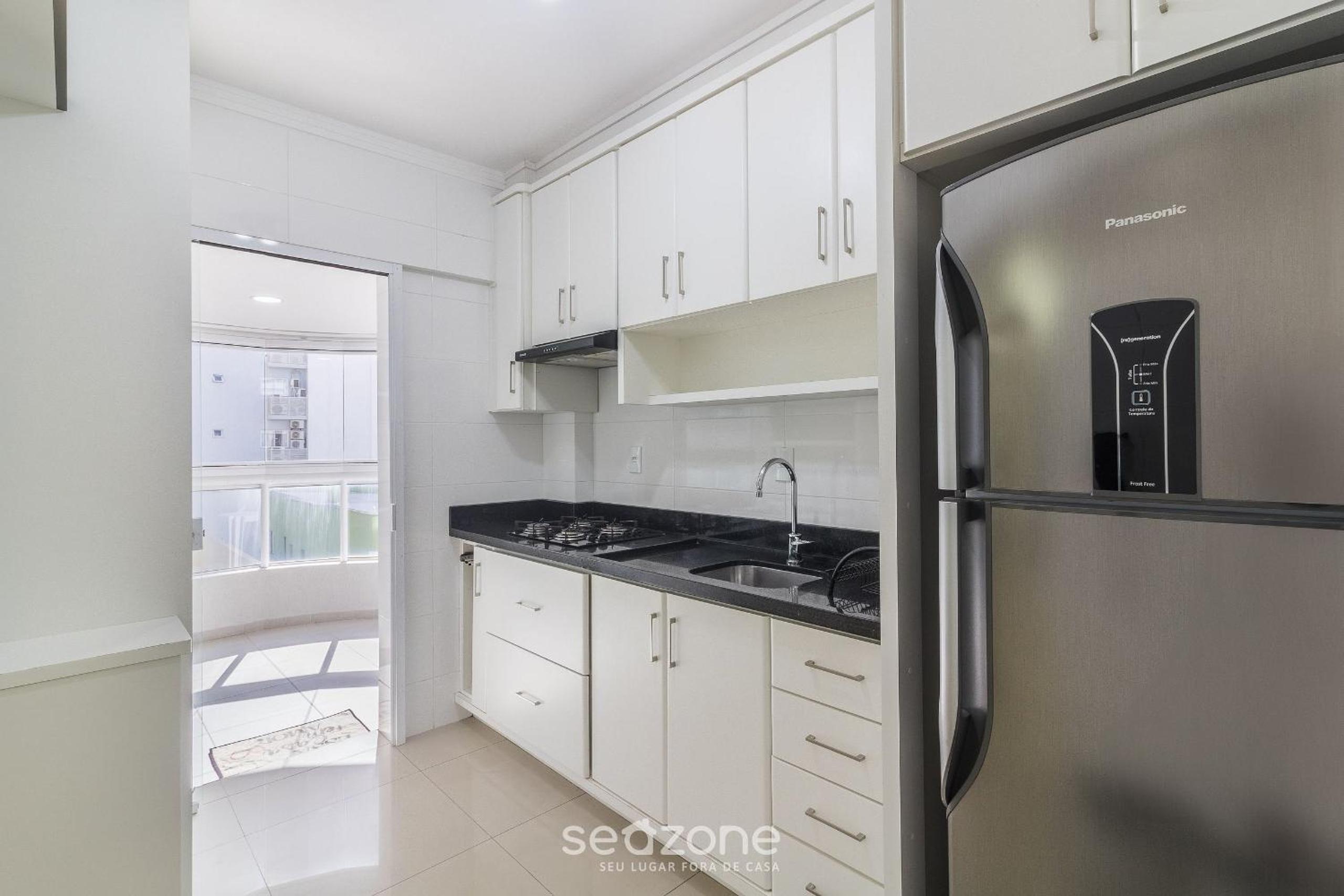 3 Bedroom Apartment 130m from the Beach MMP0137