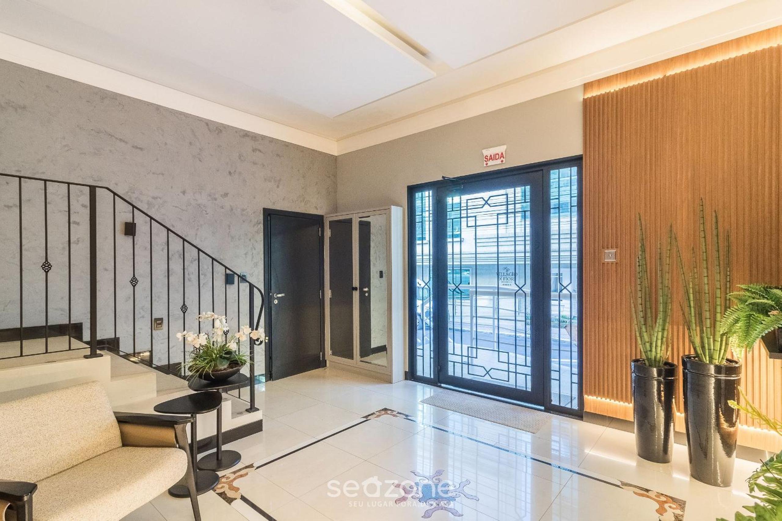 3 Bedroom Apartment 130m from the Beach MMP0137