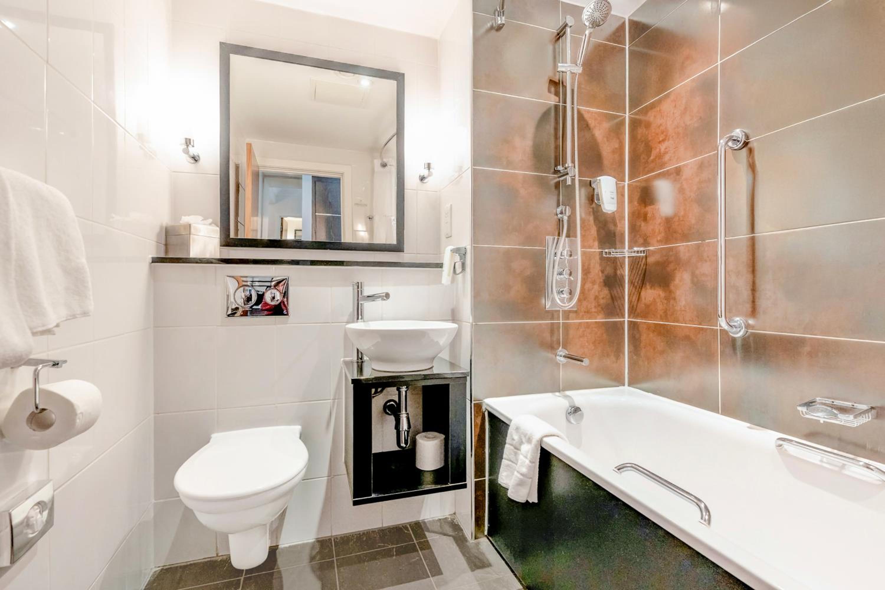 Dundee Serenity Spa Retreat near Perth