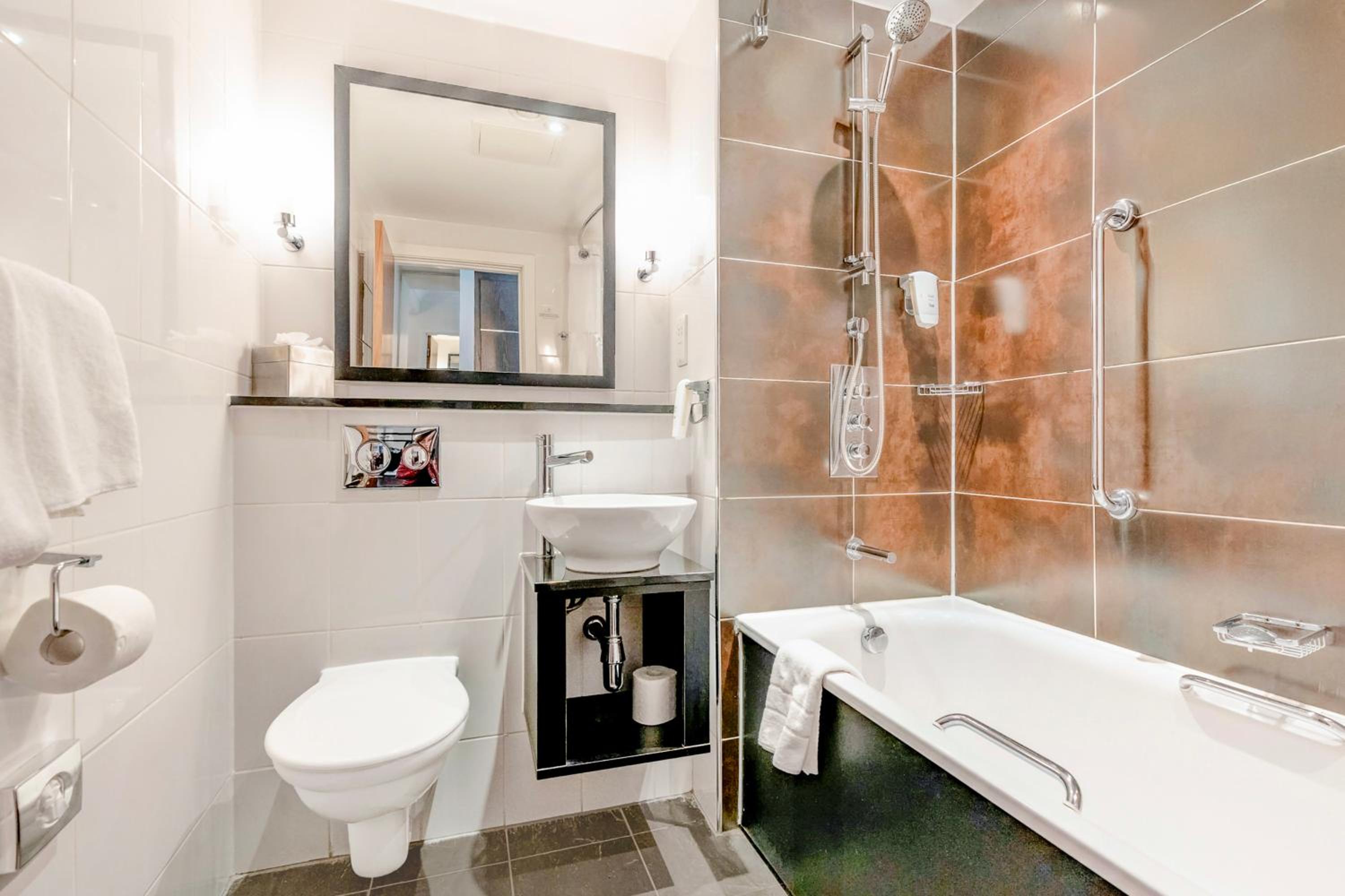 Dundee Serenity Spa Retreat near Perth