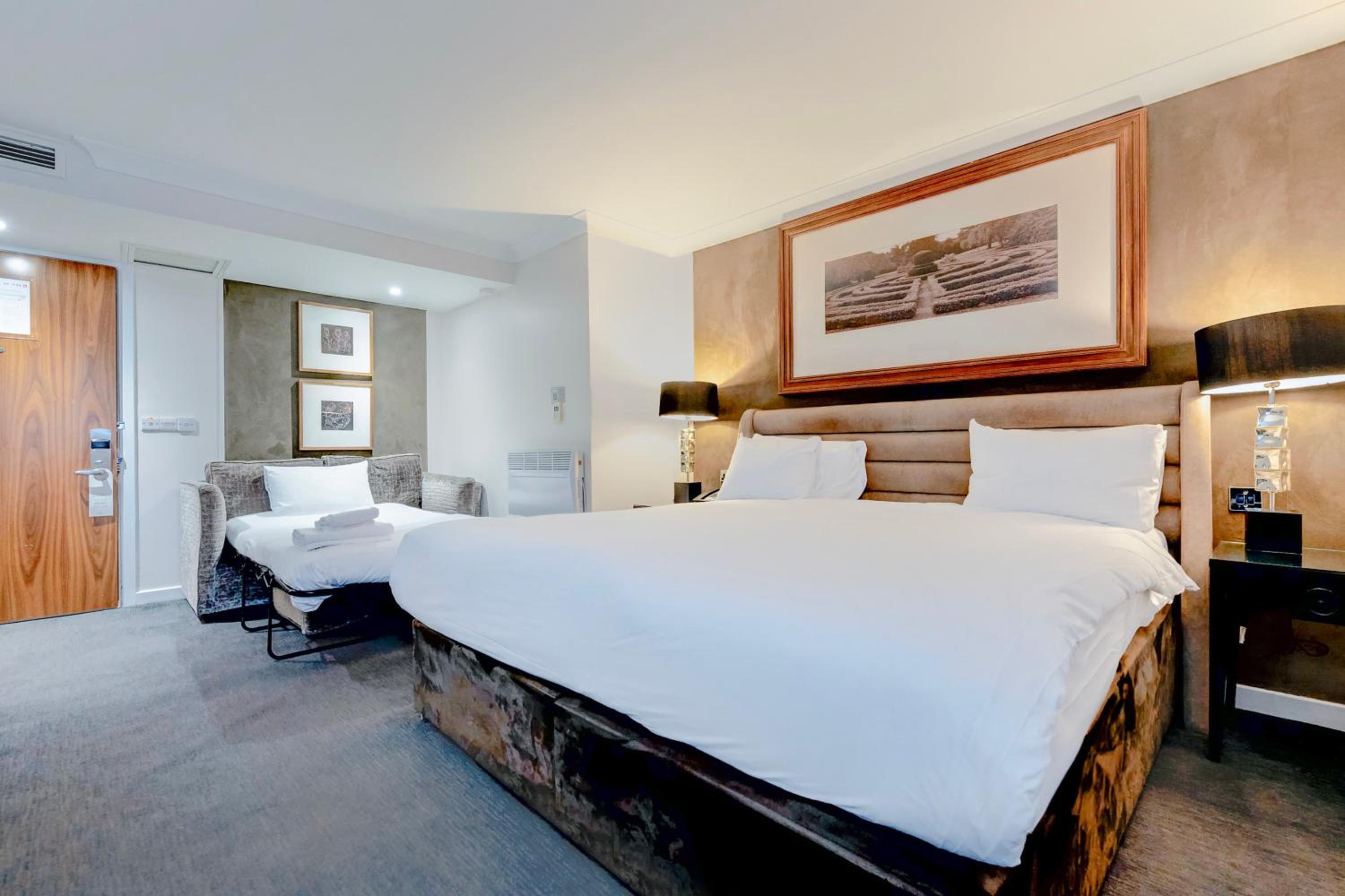 Dundee Serenity Spa Retreat near Perth