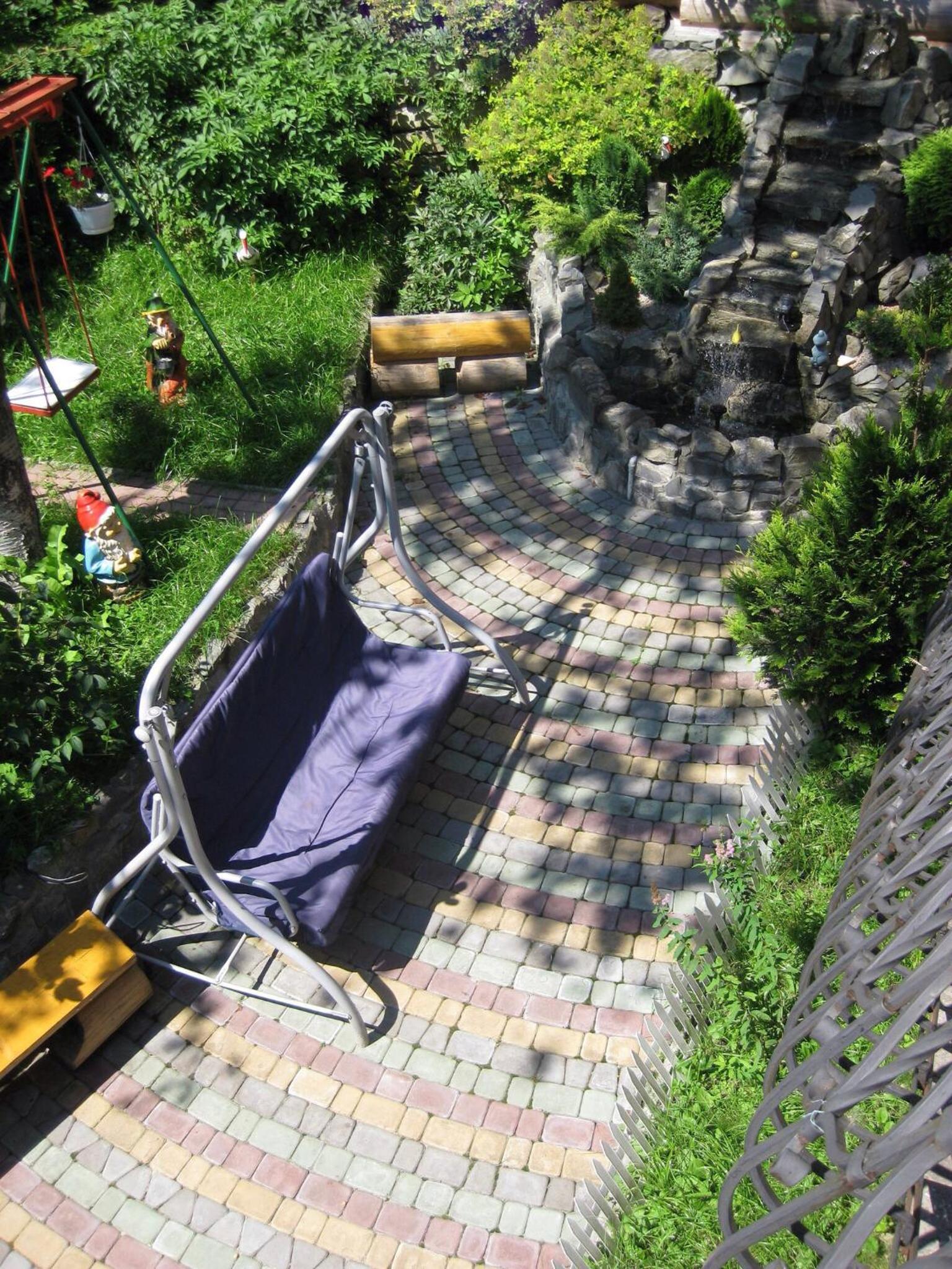 Photo 9