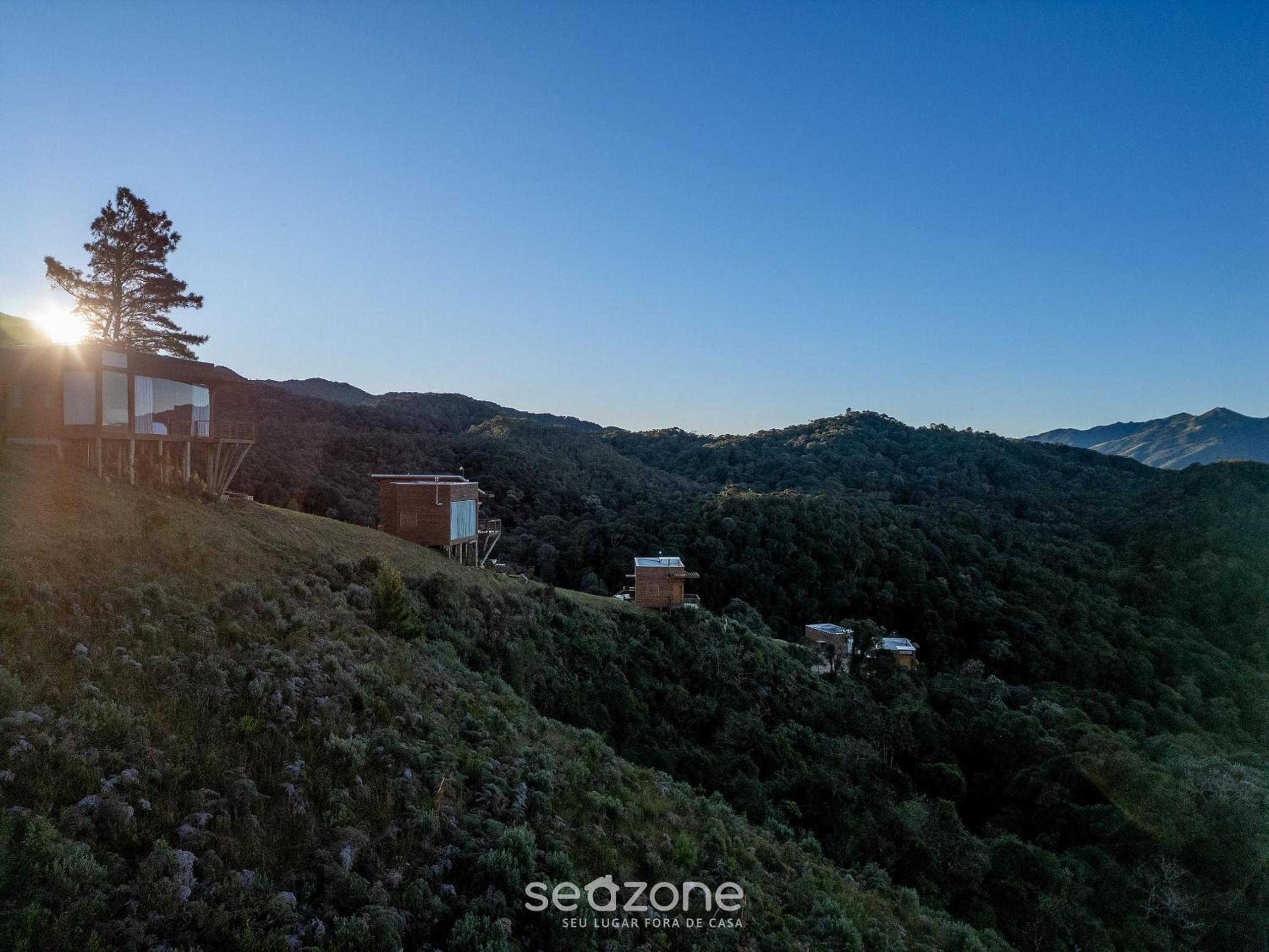 Romantic cabin with mountain views VST037