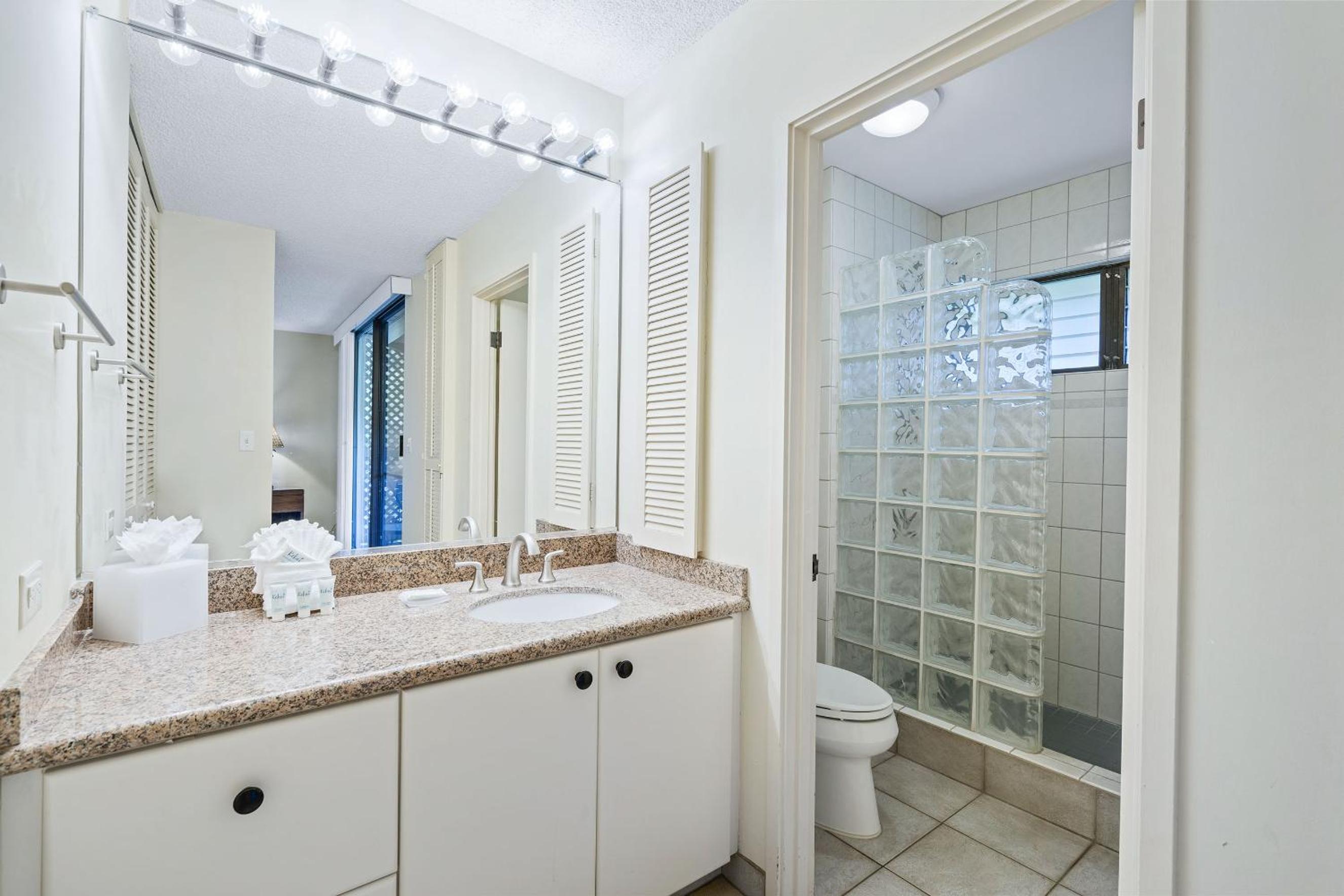Wailea Ekahi 20J - Secluded Garden Oasis Surrounded by Trees & Tropical Blooms